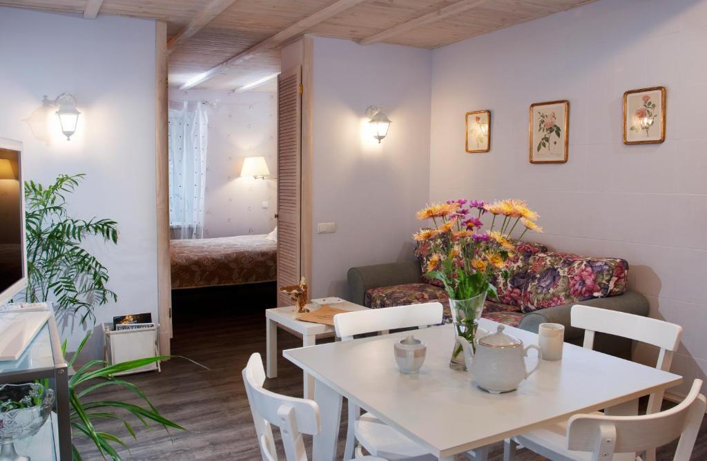 Klarabara Apartment Odessa Phòng bức ảnh